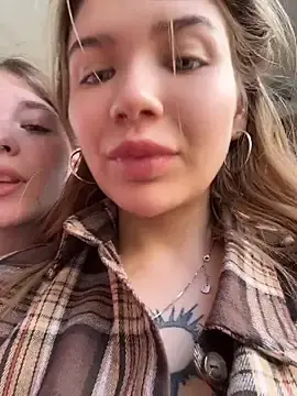 Stripchat Sex Cam of FlashTitsRoyal