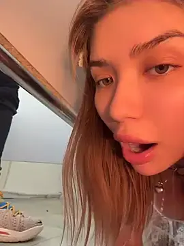 Stripchat Adult Video Chat of FlashTitsRoyal
