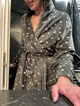 Stripchat Watch Live Sex Cams of RedAssHottie