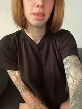 Stripchat Free Live Porn of EmiliaCatalina