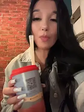 Stripchat Free Porn Cam of Tisha_Busty