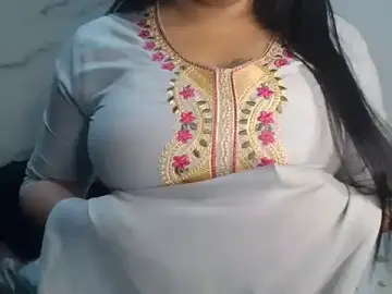 Stripchat Adult Webcam of Trezza