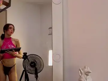 Stripchat Free Porn Cam of samm_angel