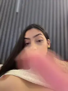 Stripchat Sex Cam of Ema_azel