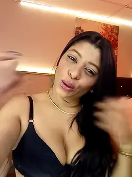 Stripchat Nude Webcam of Lashmy111