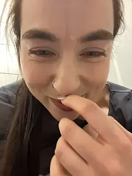 Stripchat Best live sex cam show of Holly_Play