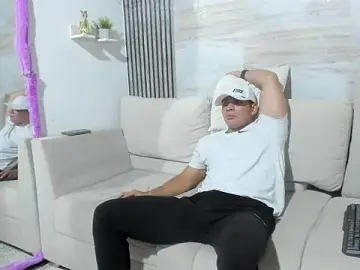 Stripchat Free Live Porn of dylan_viper