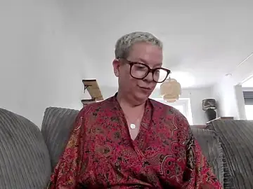 Stripchat Live Sex Cam of missyb_x