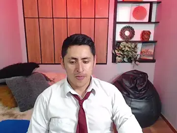 Stripchat Best live sex cam show of Alexx_levi