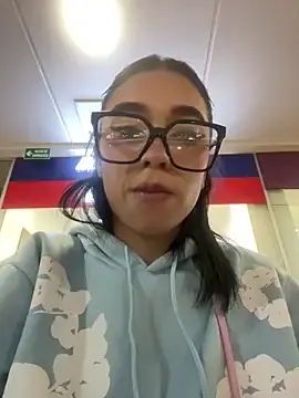 Stripchat Live Porn of miss_alahia