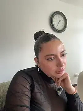 Stripchat Live Sex of sukhakunis1