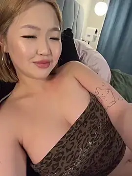 Stripchat Watch Live Sex Cams of Aiko_Yumi