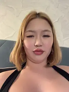 Stripchat Adult Webcams of Aiko_Yumi