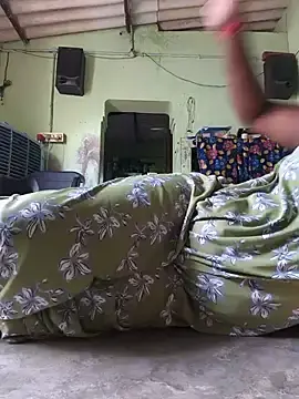 Stripchat Free Porn Cam of Tamilselviroja-