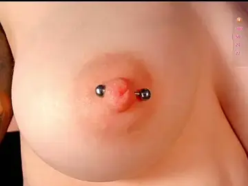 Stripchat Live Sex Cam of GoodWitch_