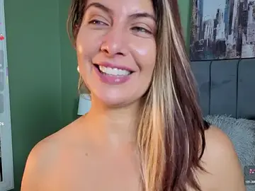 Stripchat Sex Cam of scarlett_moore