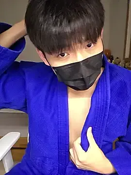 Stripchat Sex Cam of 07kkikki