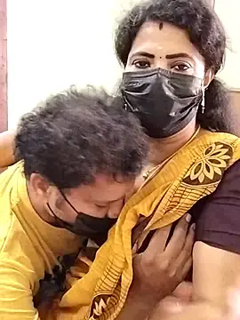 Stripchat Sex Chat of Honey-Couples