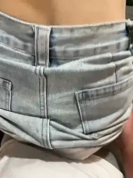 Stripchat Free Porn Cam of MissY_8