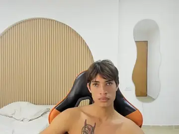 Stripchat Watch Live Sex Cams of kenshi_roa
