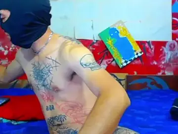 Stripchat Adult Webcams of deivid_estrada