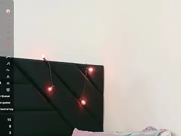 Stripchat Best Webcam of kinkyhousewifee