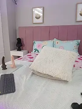 Stripchat Live Sex Cam of NatyBliss_gh