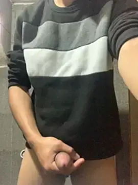 Stripchat Free Live Porn of Rikellmee_