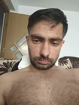 Stripchat Live Porn of andreiiiii2025