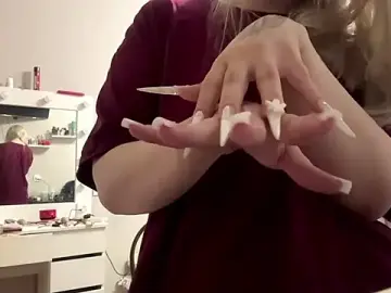 Stripchat Live Sex of moonluv33