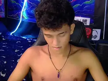 Stripchat Private Sex Chat of hugekenbigcock