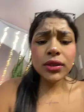 Stripchat Live Porn of Mariangel_11
