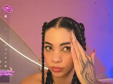 Stripchat Free Porn Cam of lulu_wonder