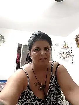 Stripchat Sex Cam of Jann_Riya333