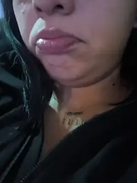Stripchat Sex Cam of LorenRosse