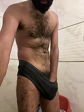 Stripchat Sex Cam of ALWAYSHORNYDADDY
