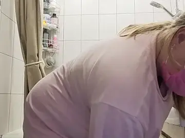 Stripchat Sex Cam of MilaaMilaa