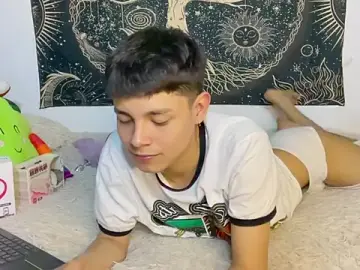 Stripchat Sex Chat of Andy_Belier23