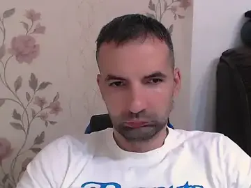 Stripchat Adult Webcam of Leo_1617
