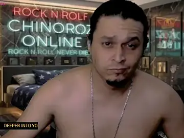Stripchat Live Sex of chino_roz