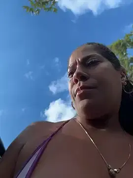 Stripchat Free Porn Cam of Bigbuttbrooklynn