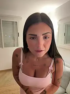 Stripchat Live Sex Cam of leaascorpioo
