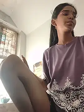 Stripchat Nude Webcam of Cute-Natashaa