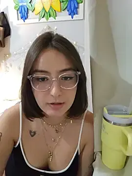 Stripchat Free Porn Cam of Juh_castro