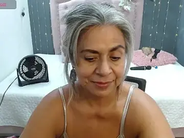 Stripchat Nude Webcam of lalisha_96