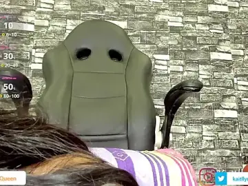 Stripchat Best Webcam of queen_katle