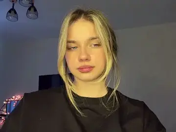 Stripchat Live Porn of EarthaStinett