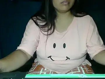Stripchat Adult Webcam of MommyKaye30