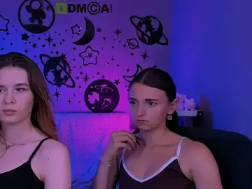 Stripchat Live Porn of caroline_honeyy
