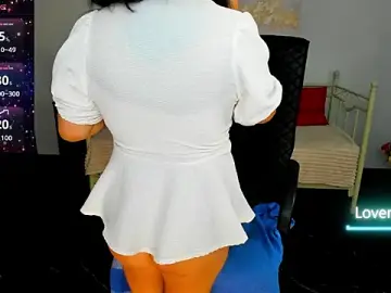 Stripchat Sex Chat of Julia_Dean